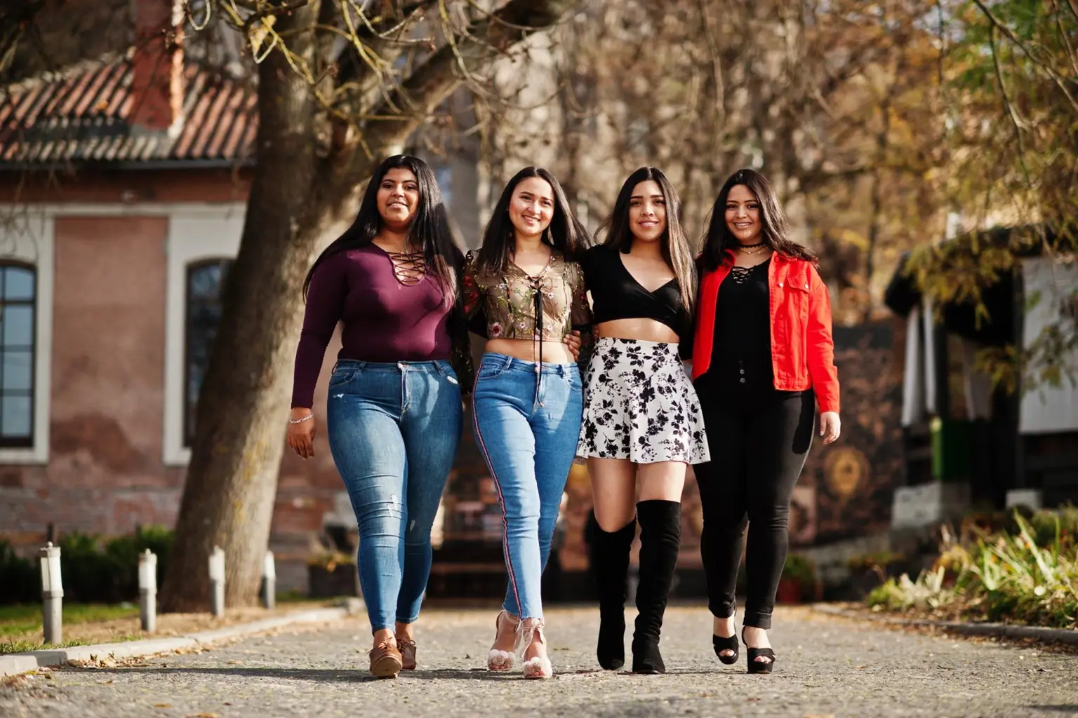 Western Wear Style Guide for Curvy Women